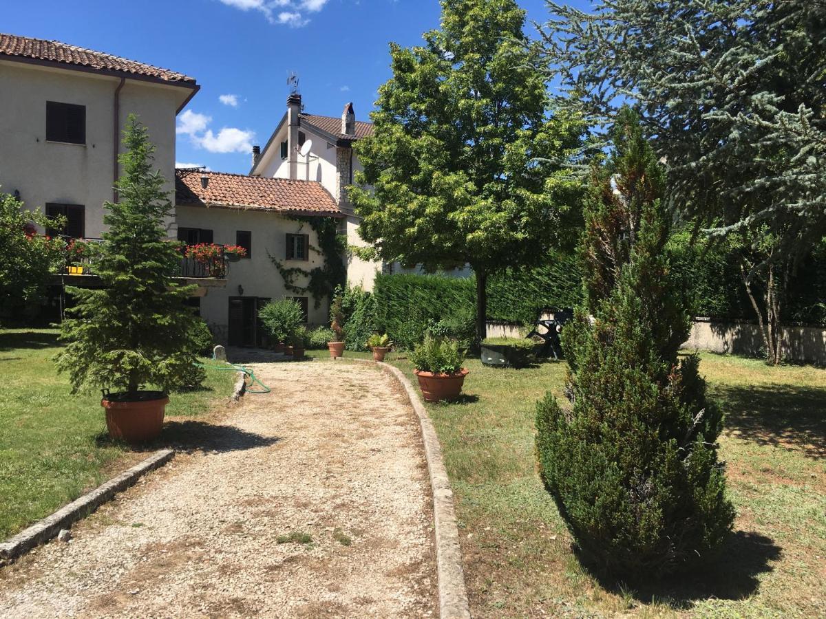Villa Casa Con Giardino Pescasseroli Exterior foto